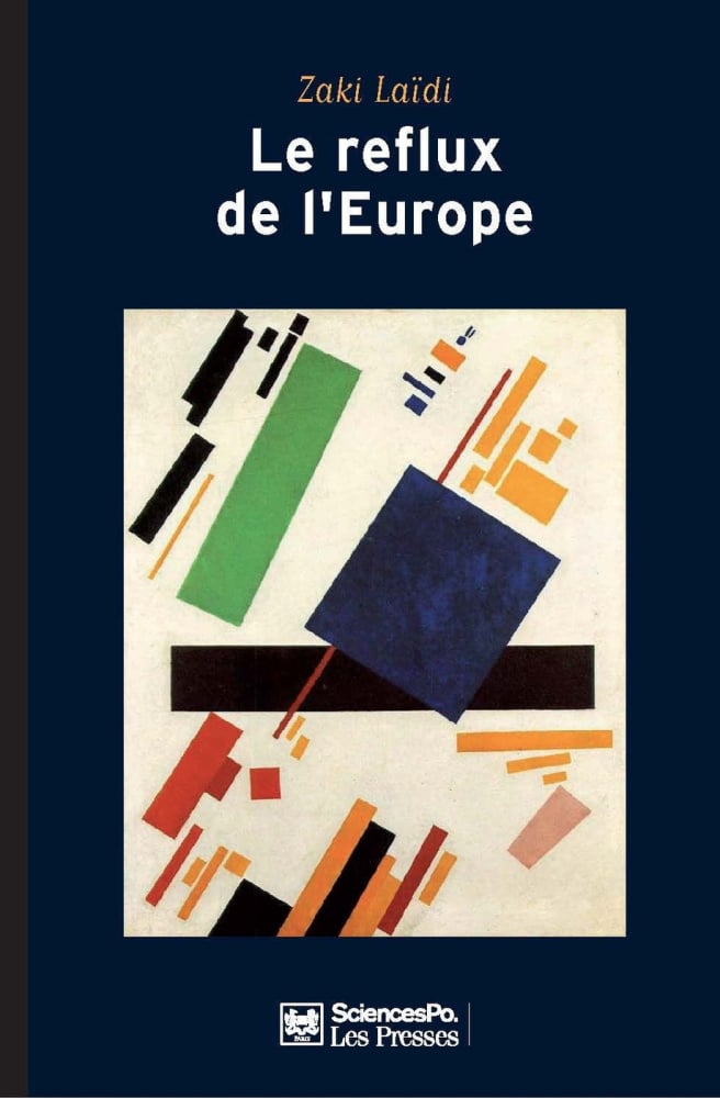 Couverture bleue du livre Le reflux de l’Europe de Zaki Laïdi publié aux Presses de Sciences Po
