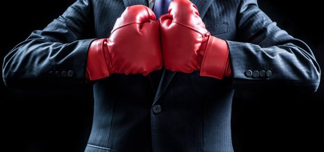 Le triptyque: débat bullshit ou combat de coqs ?