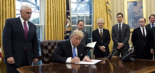 Trump : les mesures qui passent mal