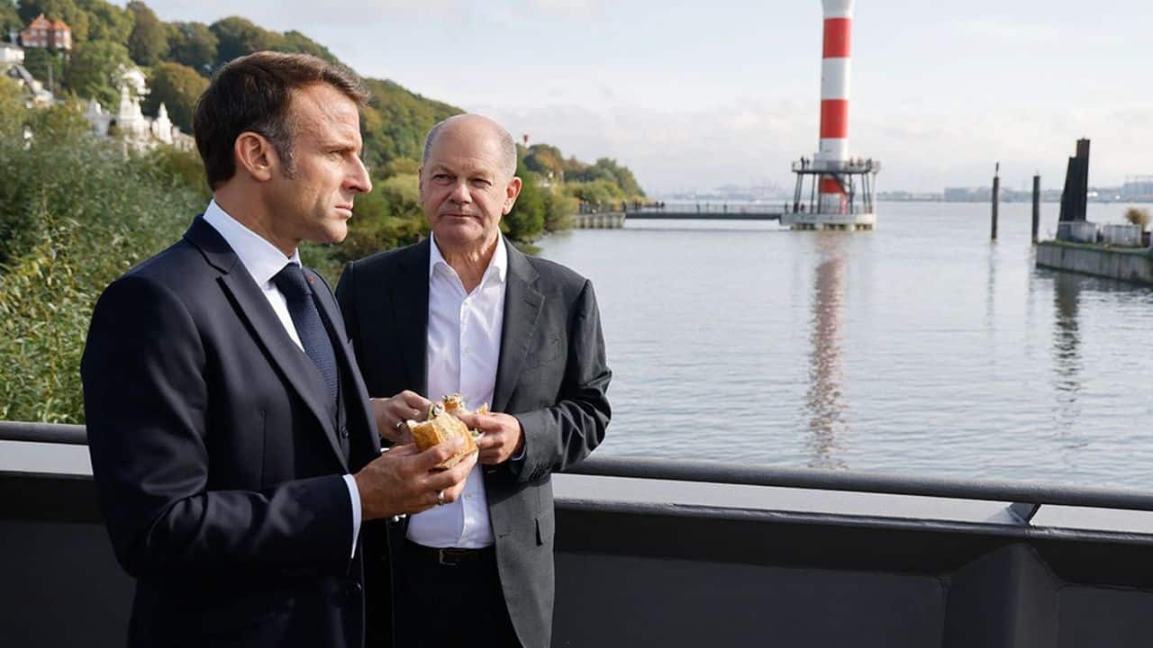 Duo franco-allemand en déplacement diplomatique en Allemagne