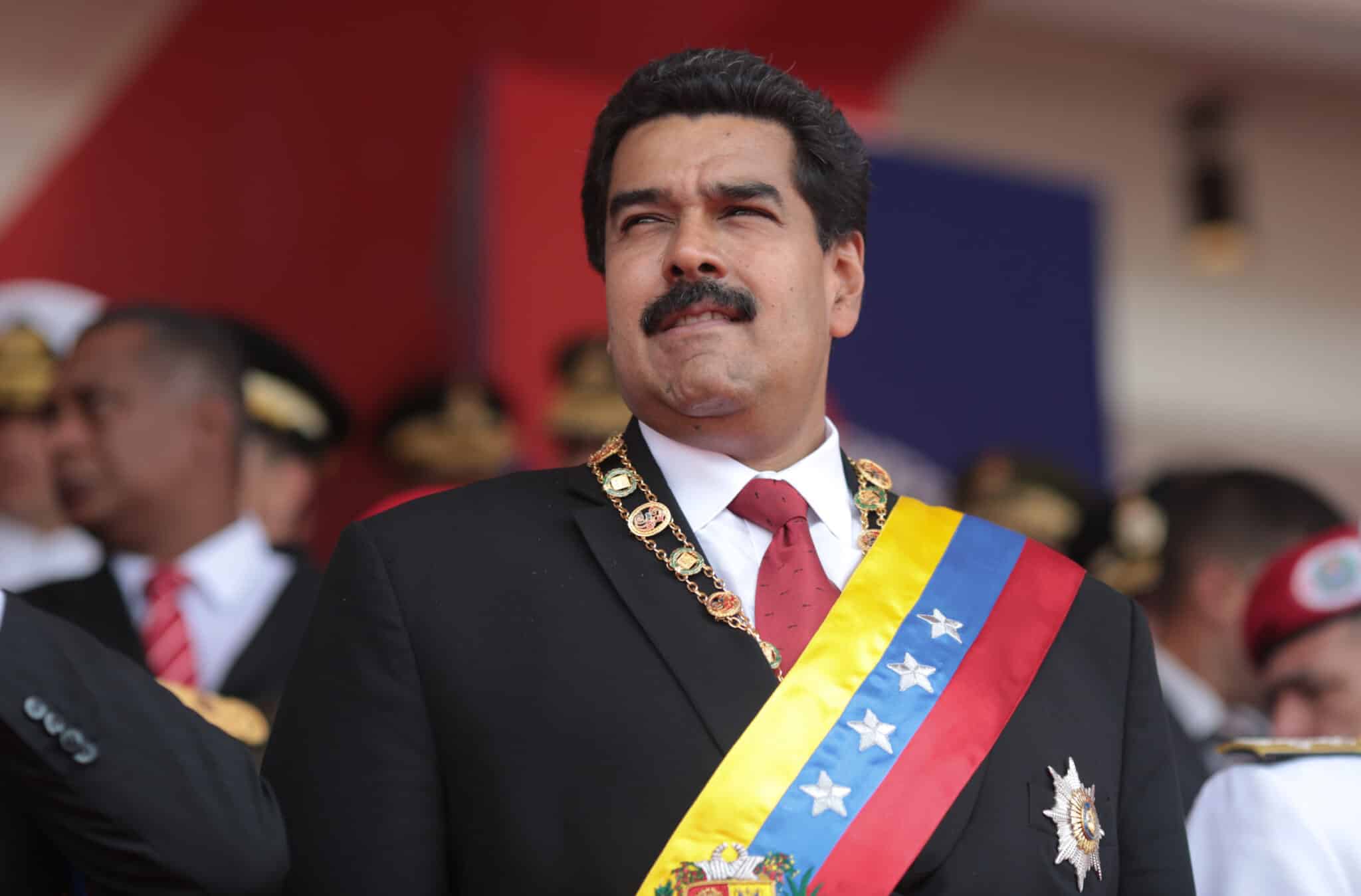 Que souhaite faire Nicolas Maduro, en proie au feu des critiques depuis plusieurs mois ?