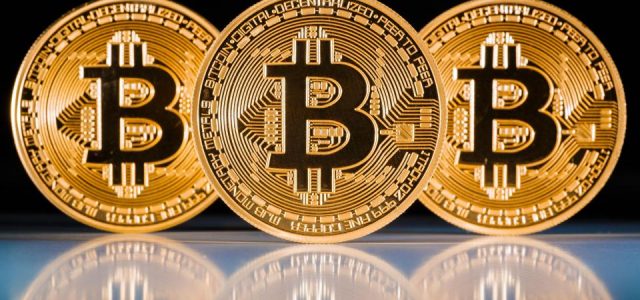 Le Bitcoin : la crypto-monnaie qui fait peur aux banques