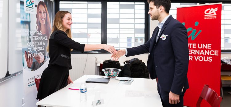 Insertion professionnelle : 5 diplômés de SCBS témoignent