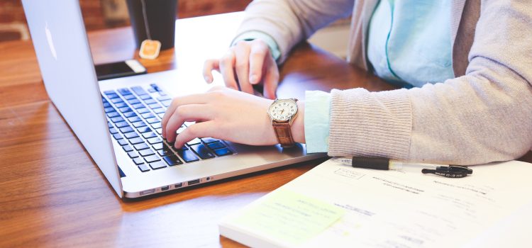 Comment travailler seul chez soi ?
