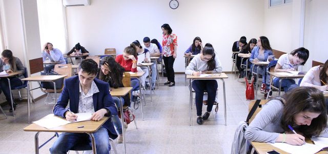Concours écrits : les écoles et le ministère s’accordent sur une date