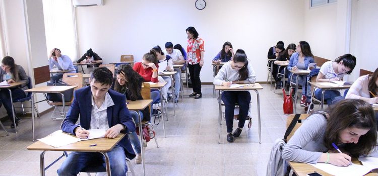 Concours écrits : les écoles et le ministère s’accordent sur une date