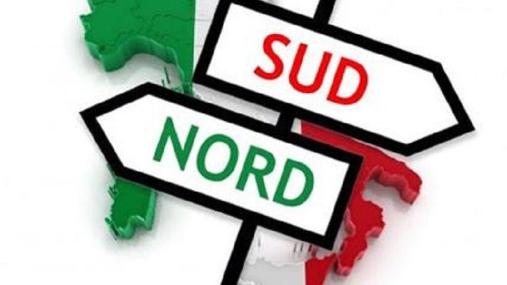 Carte de l'Italie aux couleurs du drapeau avec des panneaux indiquant Nord et Sud, symbolisant le concept des deux Italie