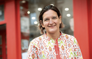 Portrait d’Esther Duflo, lauréate du prix Nobel d’économie 2019