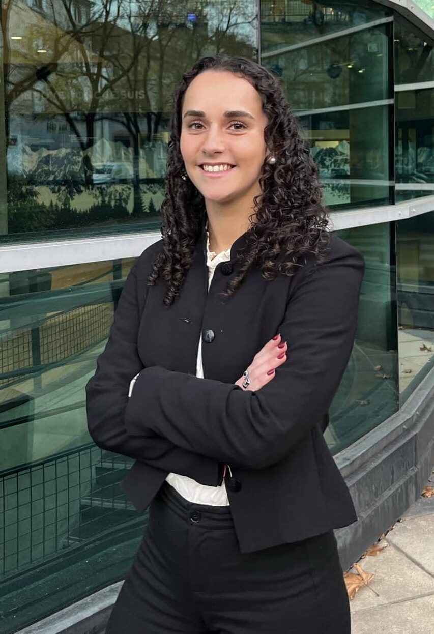 photographie de la Louise, présidente de GEM Junior Conseil