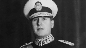 Portrait officiel de Juan Perón en uniforme militaire